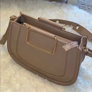 Women’s crossbody bag